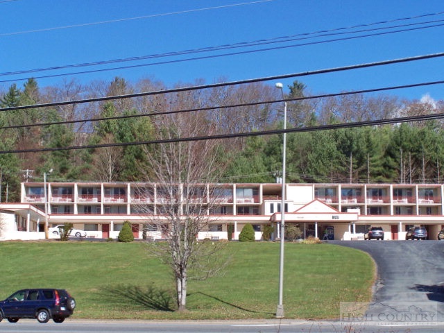 1377 Blowing Rock Road Boone, NC 28607 - Photo 7 of 13