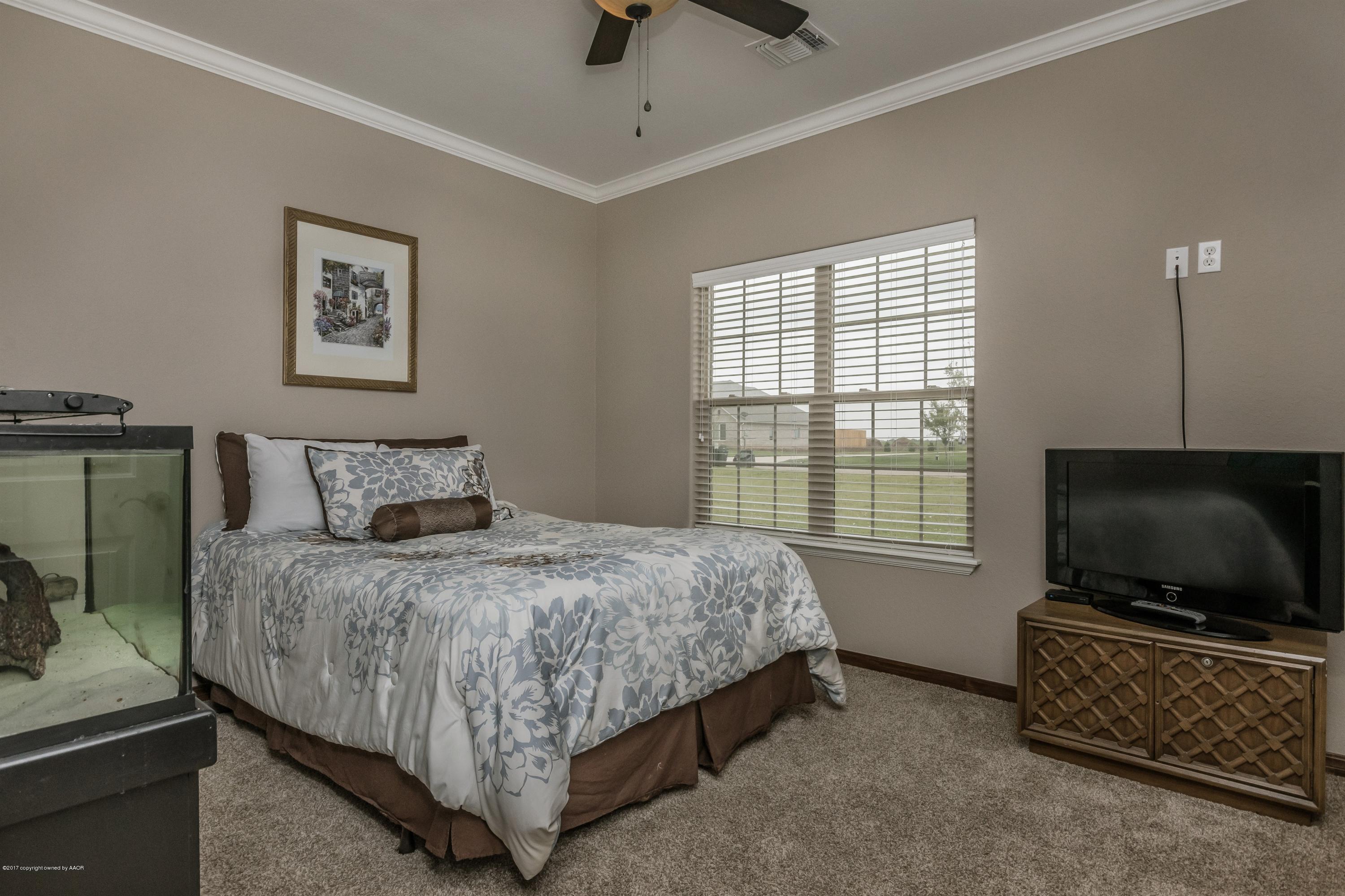 19600 Saddlehorn Road Amarillo, TX 79119 - Photo 14 of 25 014_3rd Bedroom