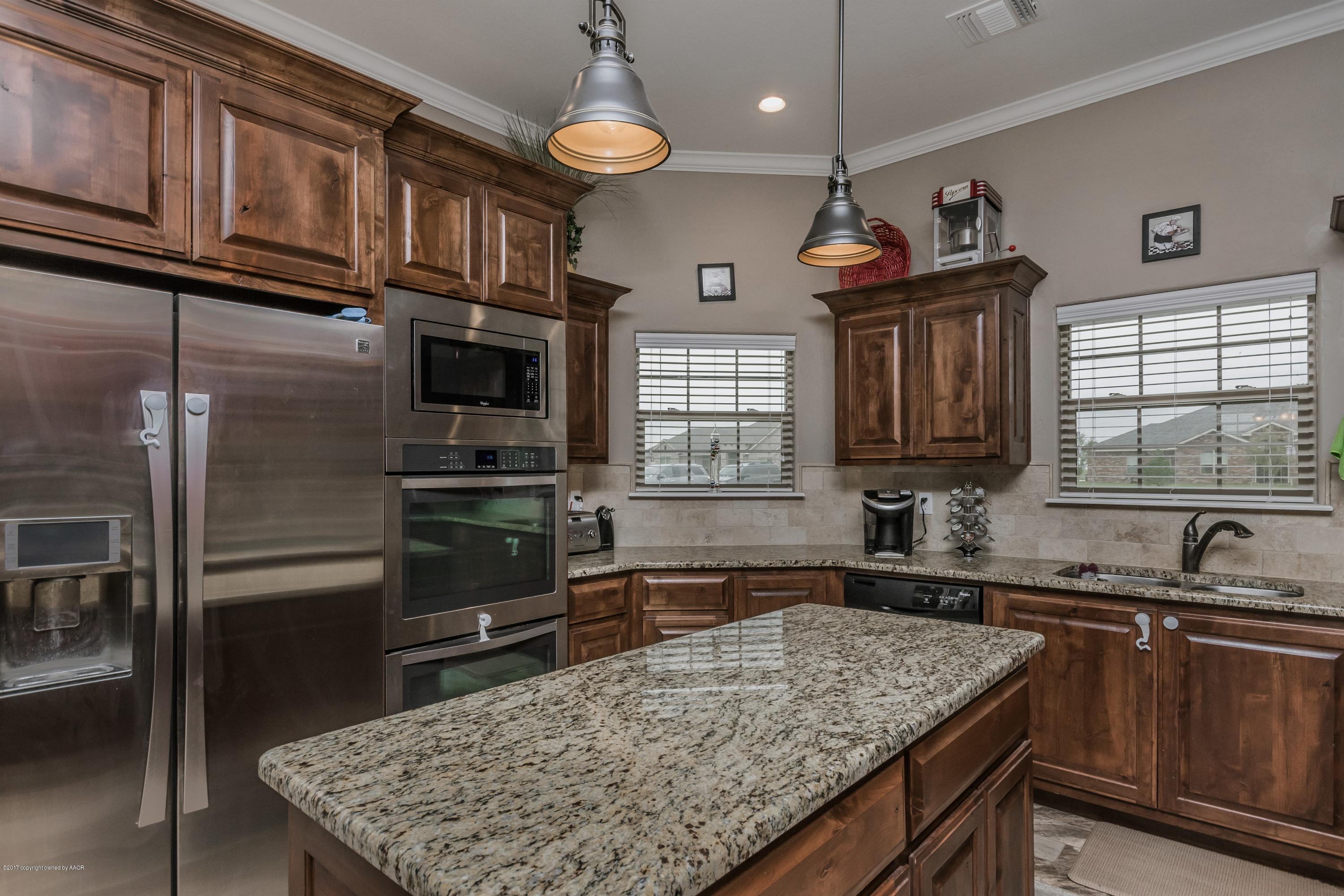 19600 Saddlehorn Road Amarillo, TX 79119 - Photo 7 of 25 007_Kitchen (2)