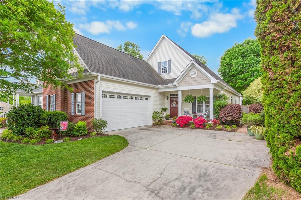 6604 Springfield Village Lane Clemmons, NC 27012 - Photo 1 of 31