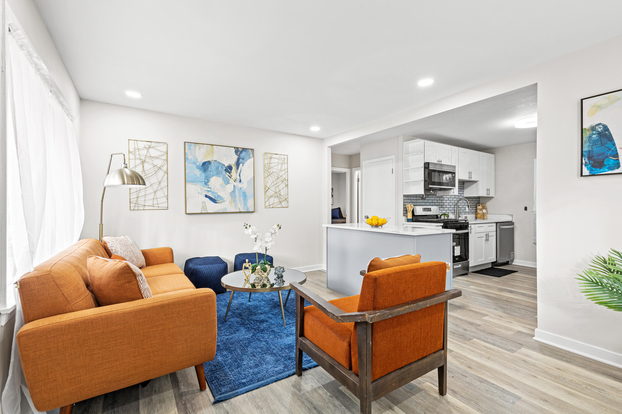 5830 West Philip Place Milwaukee, WI 53216 - Photo 4 of 18 photo nov 04 2025, 8 50 27 pm