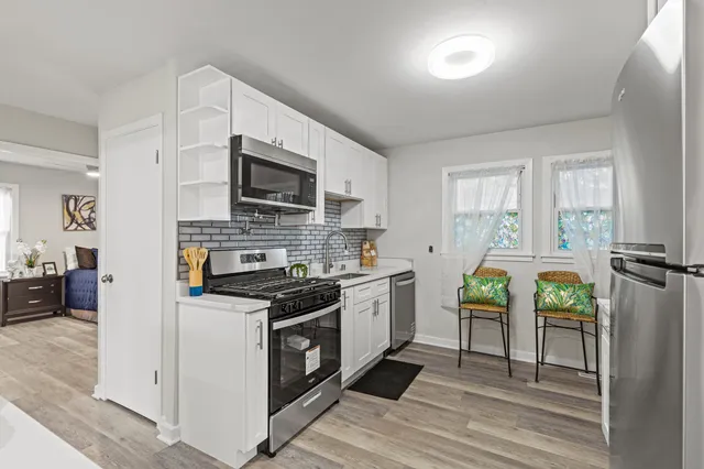 $209,900 | 5830 West Philip Place, Milwaukee, WI 53216