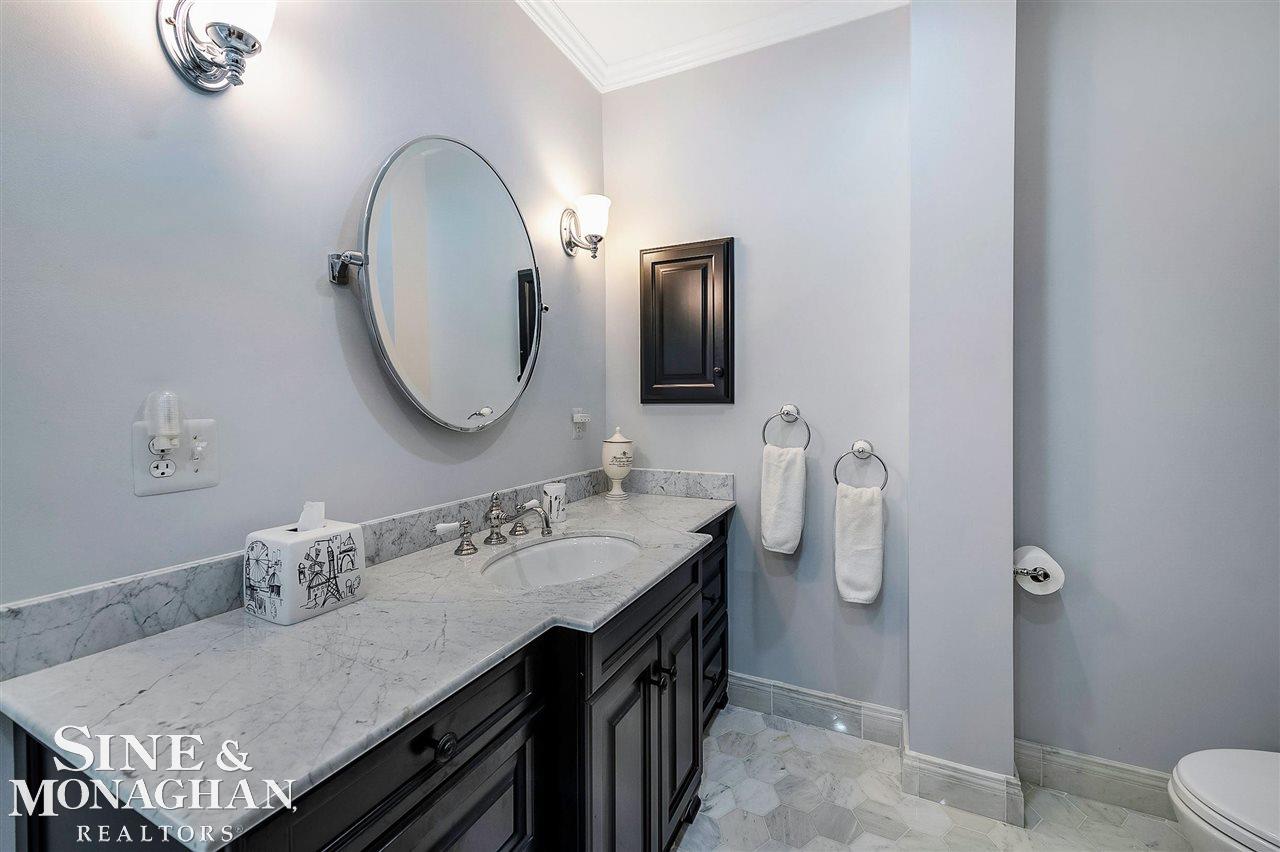 724 Lincoln Road Grosse Pointe, MI 48230 - Photo 22 of 40