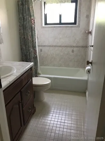 $299,900 | 75 Lawson Lane, Unit 75, Ridgefield, CT 06877