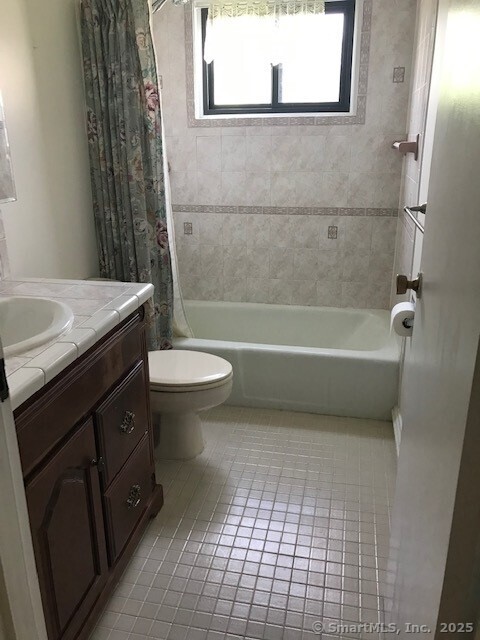 75 Lawson Lane, Unit 75 Ridgefield, CT 06877 - Photo 11 of 14