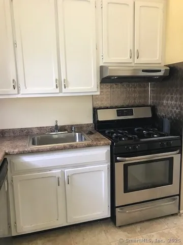 $299,900 | 75 Lawson Lane, Unit 75, Ridgefield, CT 06877