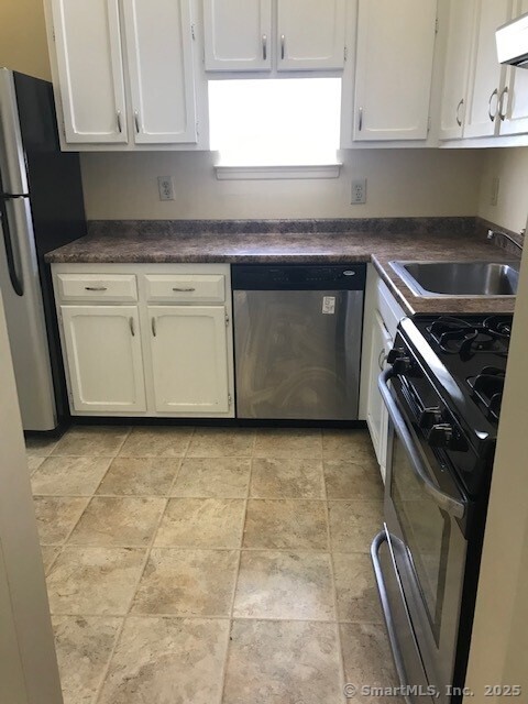 75 Lawson Lane, Unit 75 Ridgefield, CT 06877 - Photo 10 of 14