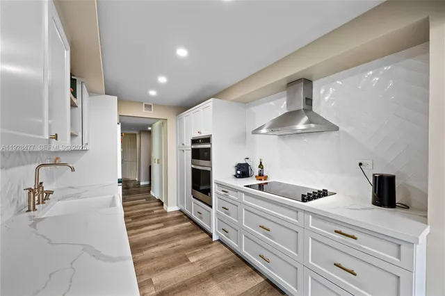 $779,000 | 1915 Brickell Avenue, Unit 1001, Miami, FL 33129