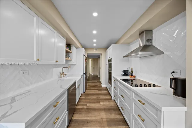 $779,000 | 1915 Brickell Avenue, Unit 1001, Miami, FL 33129