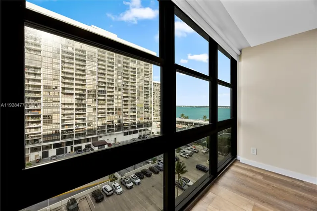 $779,000 | 1915 Brickell Avenue, Unit 1001, Miami, FL 33129