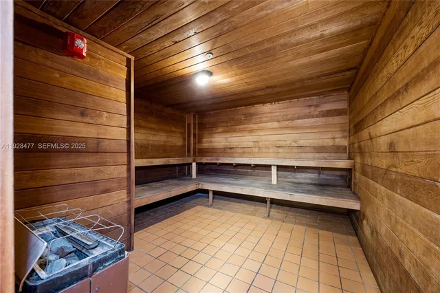 $779,000 | 1915 Brickell Avenue, Unit 1001, Miami, FL 33129