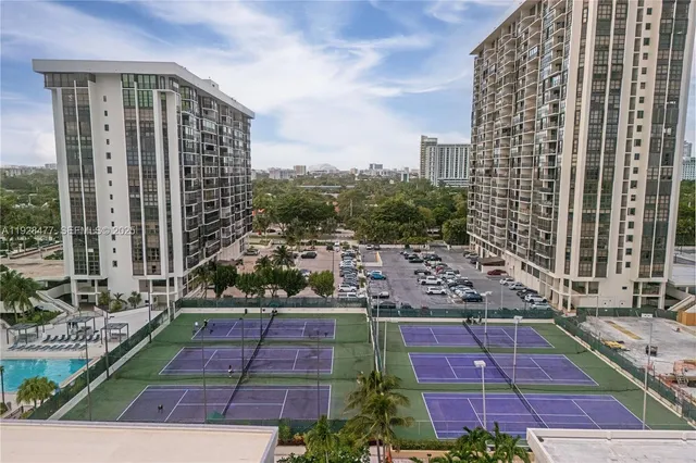 $779,000 | 1915 Brickell Avenue, Unit 1001, Miami, FL 33129