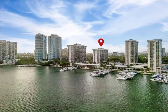 $779,000 | 1915 Brickell Avenue, Unit 1001, Miami, FL 33129