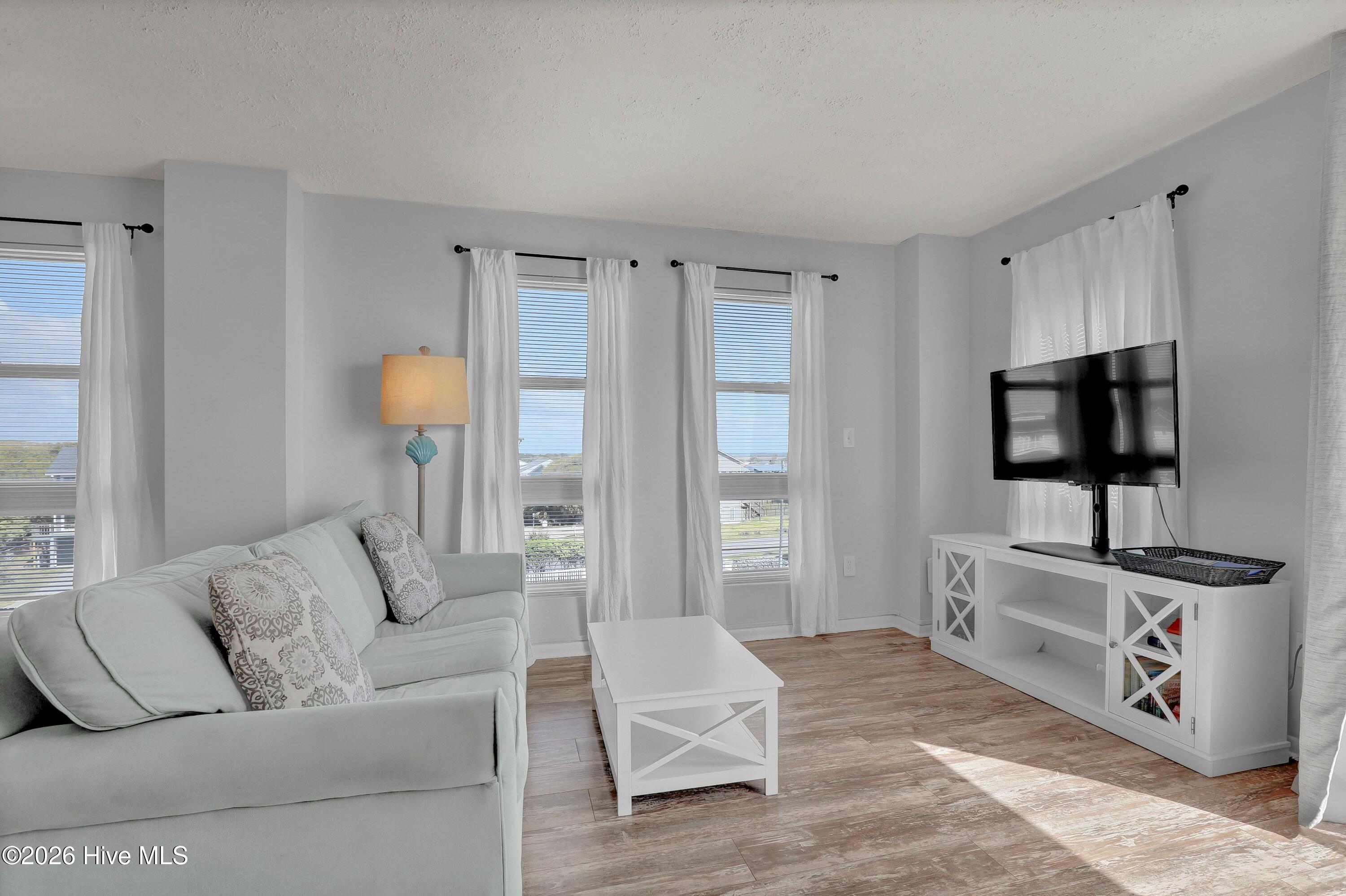 2000 New River Inlet Road, Unit 1214 North Topsail Beach, NC 28460 - Photo 11 of 54 011_6g8a9887_622