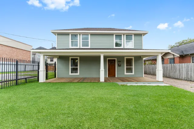 $4,600 | 1507 North Durham Drive, Houston, TX 77008