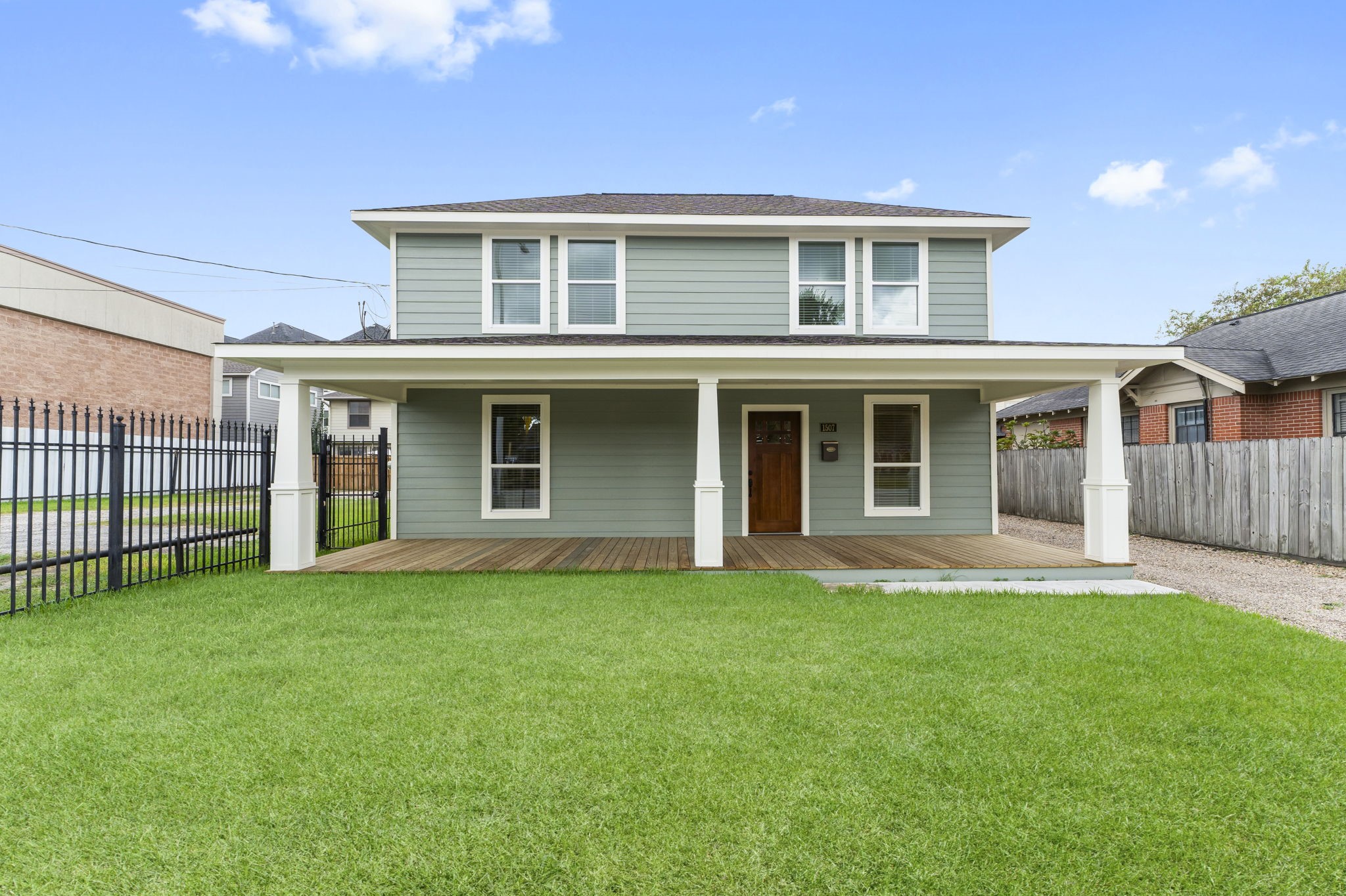 1507 North Durham Drive Houston, TX 77008 - Photo 1 of 35 front view of a house with a yard