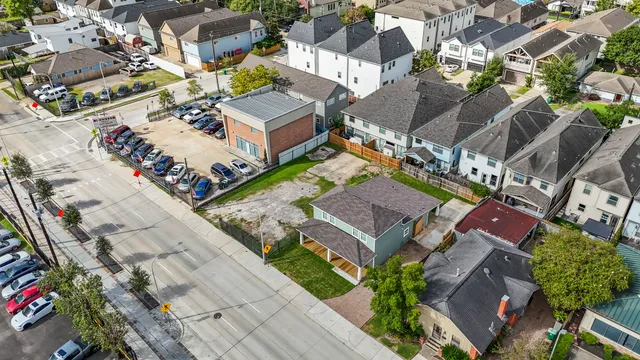 $4,600 | 1507 North Durham Drive, Houston, TX 77008