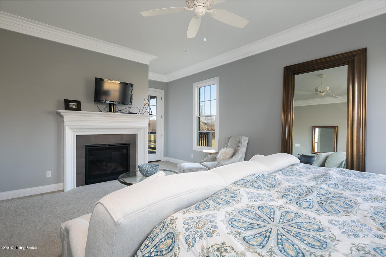 15401 Deer Run Road Louisville, KY 40299 - Photo 21 of 36 33