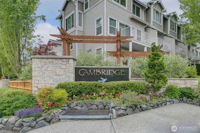 $575,000 | 11895 Northeast 163rd Place, Unit 203, Bothell, WA 98011