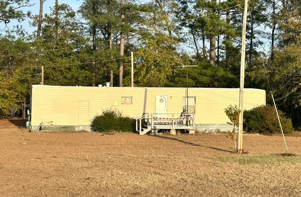 $275,000 | 40 Hillview Road, St. Matthews, SC 29135