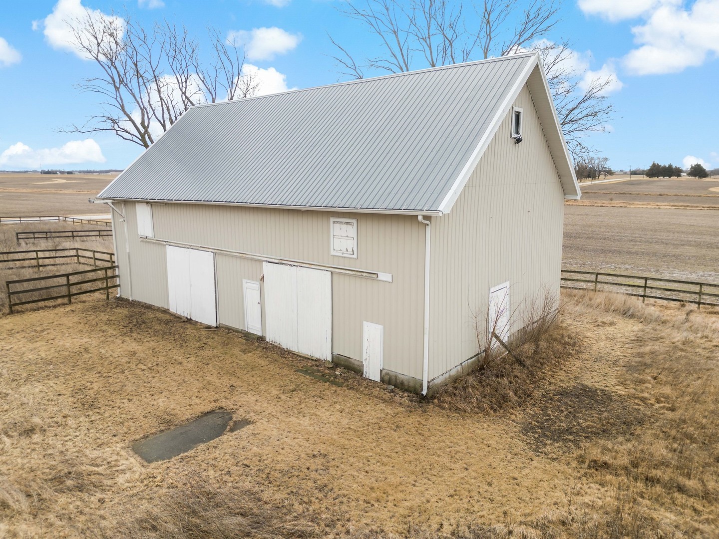 24960 South Scheer Road Monee, IL 60449 - Photo 4 of 26 a view of a house with backyard