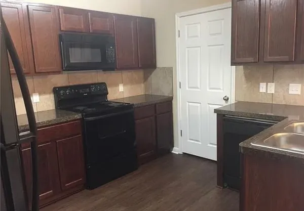 $1,650 | 1004 Drover's Cove, Georgetown, TX 78626