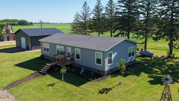 $358,000 | 211 Farmdale Avenue, Lake Lillian, MN 56253
