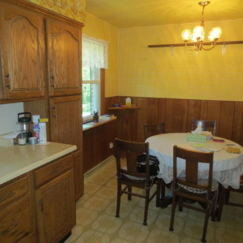 343 Maple Street Coloma, MI 49038 - Photo 9 of 28 IMG_2681