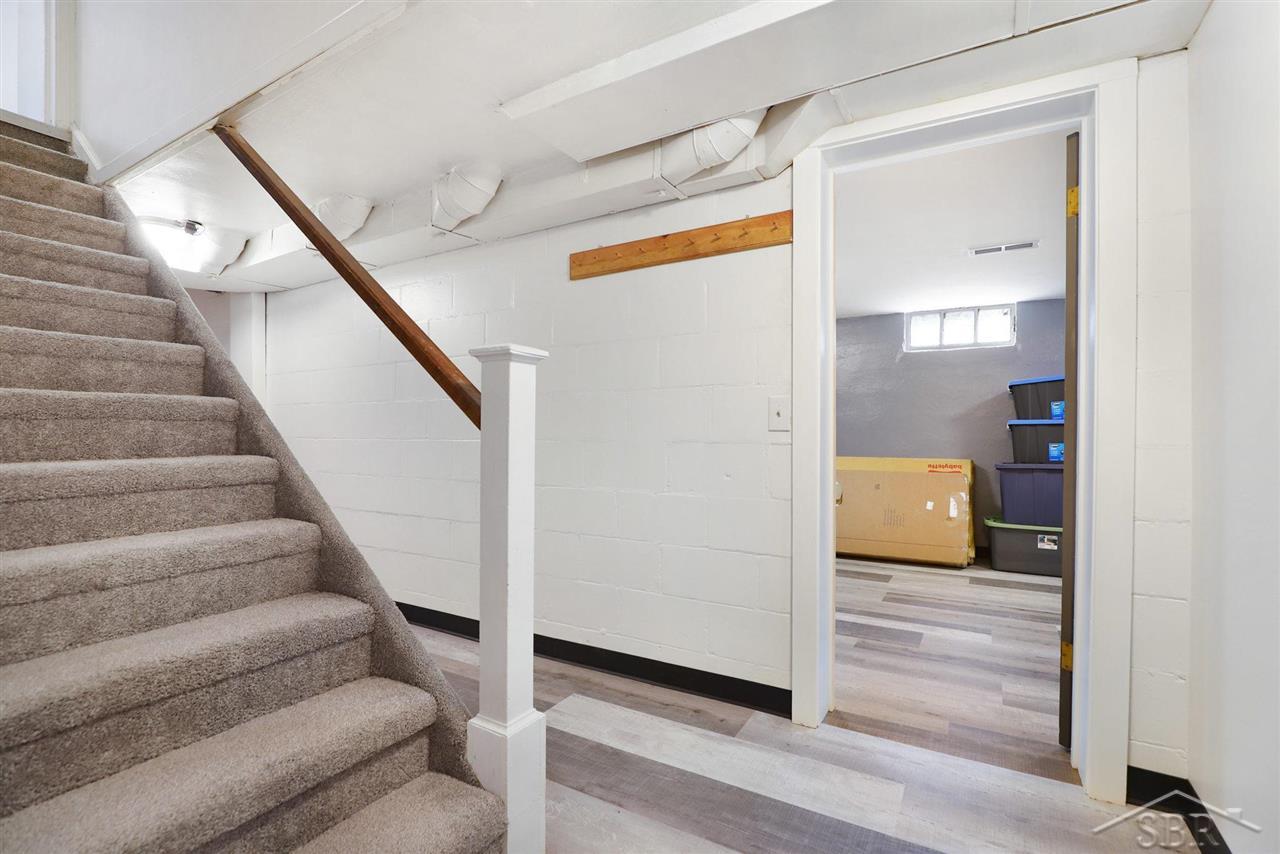 12 Benton Road Saginaw, MI 48602 - Photo 40 of 67 50082376-39.JPG