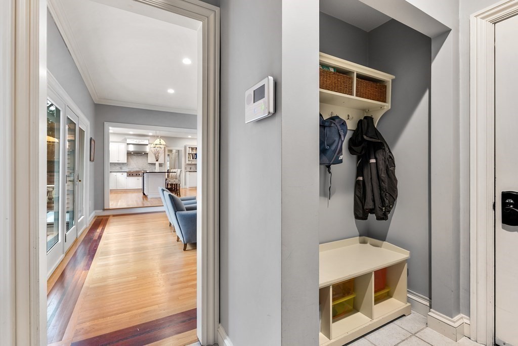 123 Albion Road Wellesley, MA 02481 - Photo 15 of 34