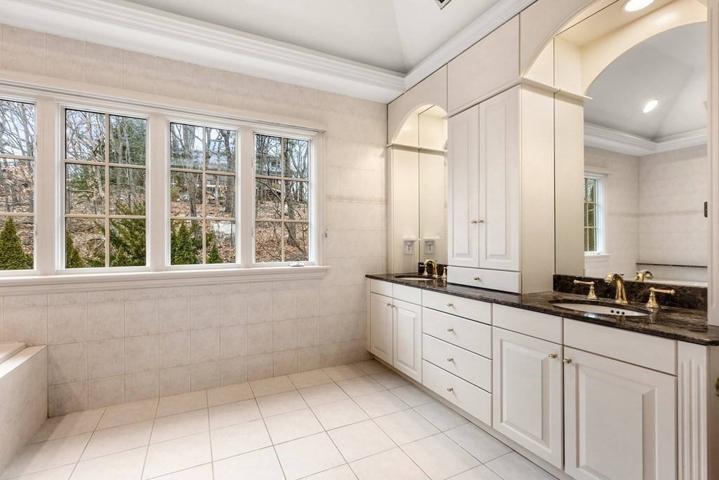 123 Albion Road Wellesley, MA 02481 - Photo 20 of 34