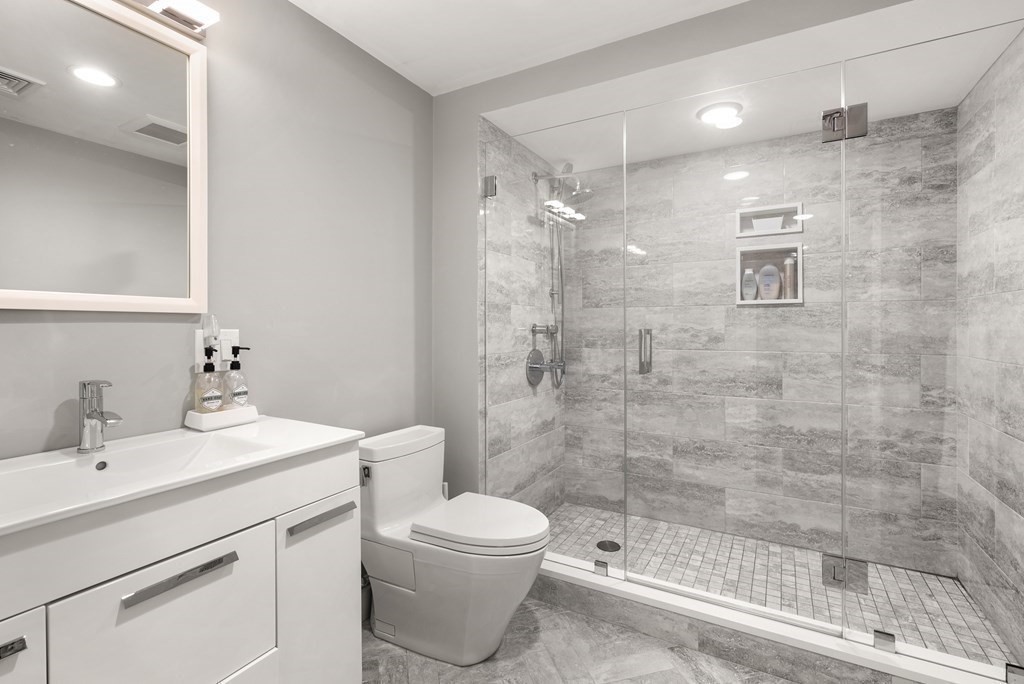 123 Albion Road Wellesley, MA 02481 - Photo 32 of 34