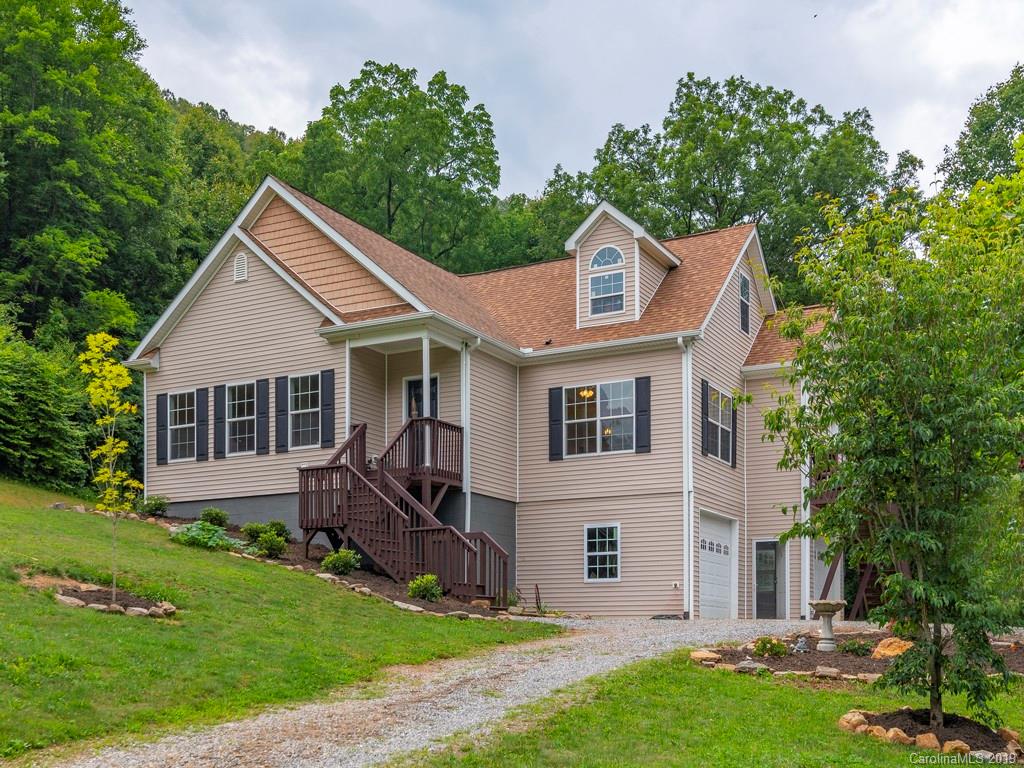 2561 Chinquapin Road Canton, NC 28716 - Photo 2 of 25