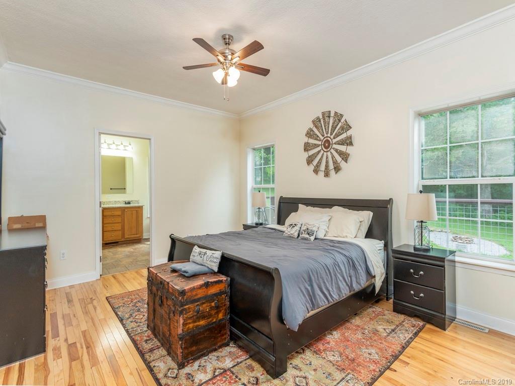 2561 Chinquapin Road Canton, NC 28716 - Photo 16 of 25