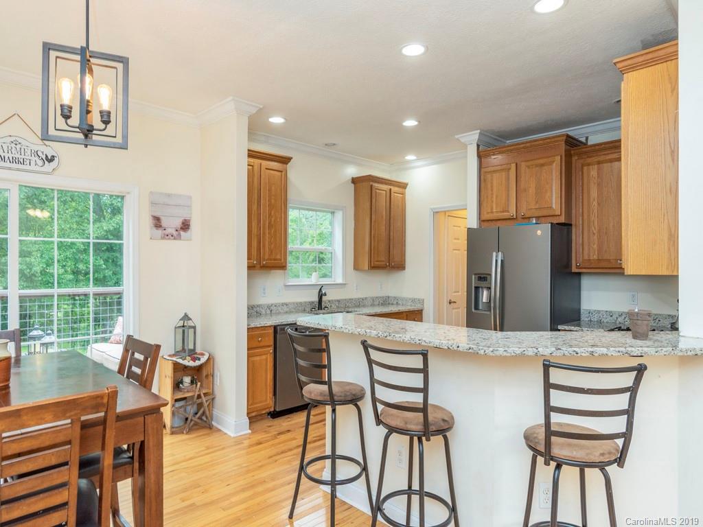 2561 Chinquapin Road Canton, NC 28716 - Photo 6 of 25