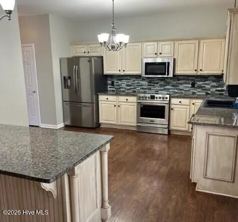 $2,500 | 1043 Jade Lane, Greenville, NC 27834