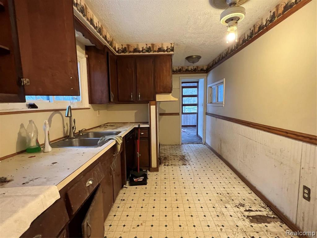 3305 West Auburn Road Rochester Hills, MI 48309 - Photo 31 of 52