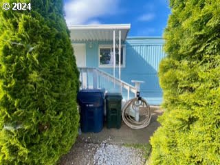 2145 31st Street, Unit 1 Springfield, OR 97477 - Photo 3 of 21 Gallery Image 3