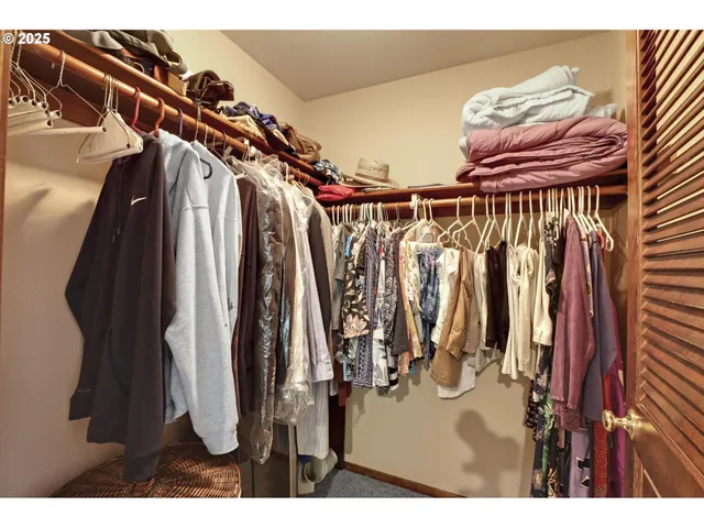 $875,000 | 1125 Southwest Westwood Court, Portland, OR 97239