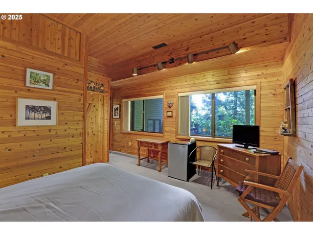 $875,000 | 1125 Southwest Westwood Court, Portland, OR 97239