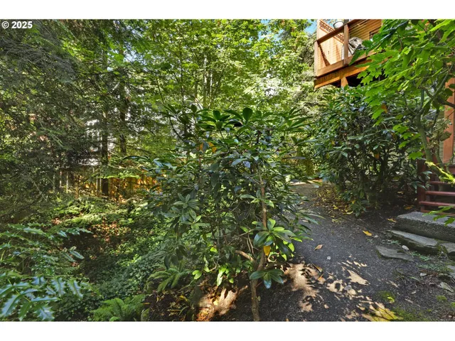 $875,000 | 1125 Southwest Westwood Court, Portland, OR 97239