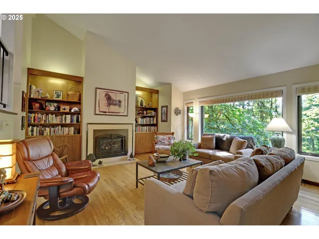 $875,000 | 1125 Southwest Westwood Court, Portland, OR 97239