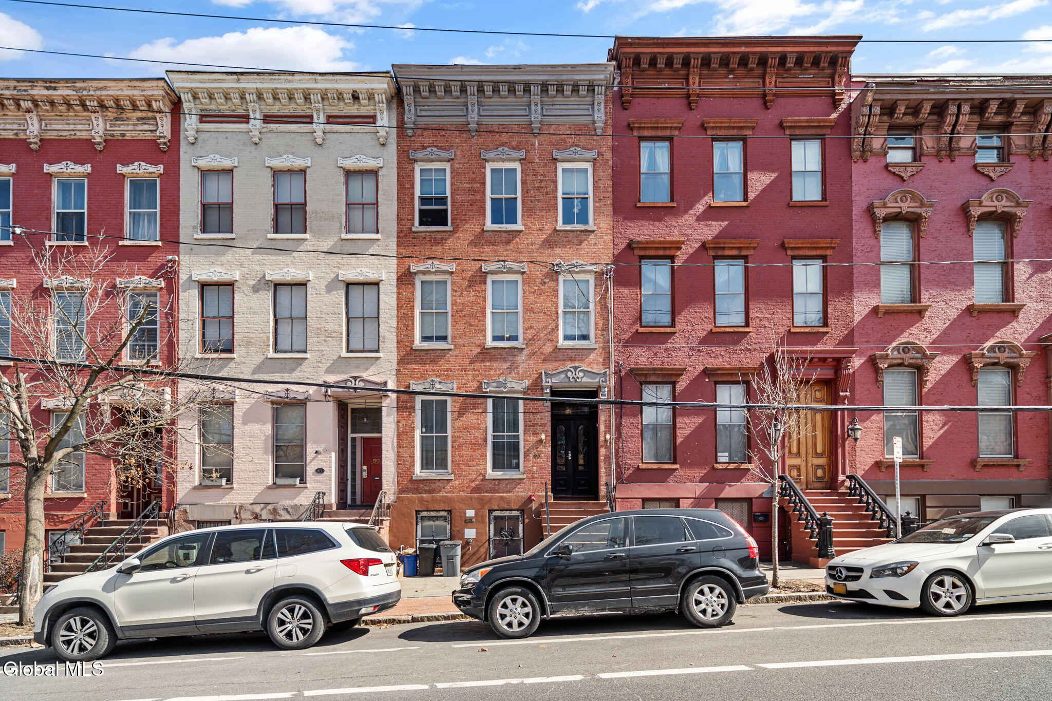 1-web-or-mls-001-97-ten-broeck-street-al