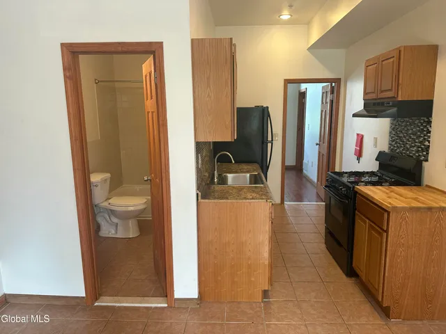 $14,400 | 97 Ten Broeck Street, Unit 3, Albany, NY 12210