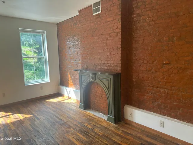 $14,400 | 97 Ten Broeck Street, Unit 3, Albany, NY 12210