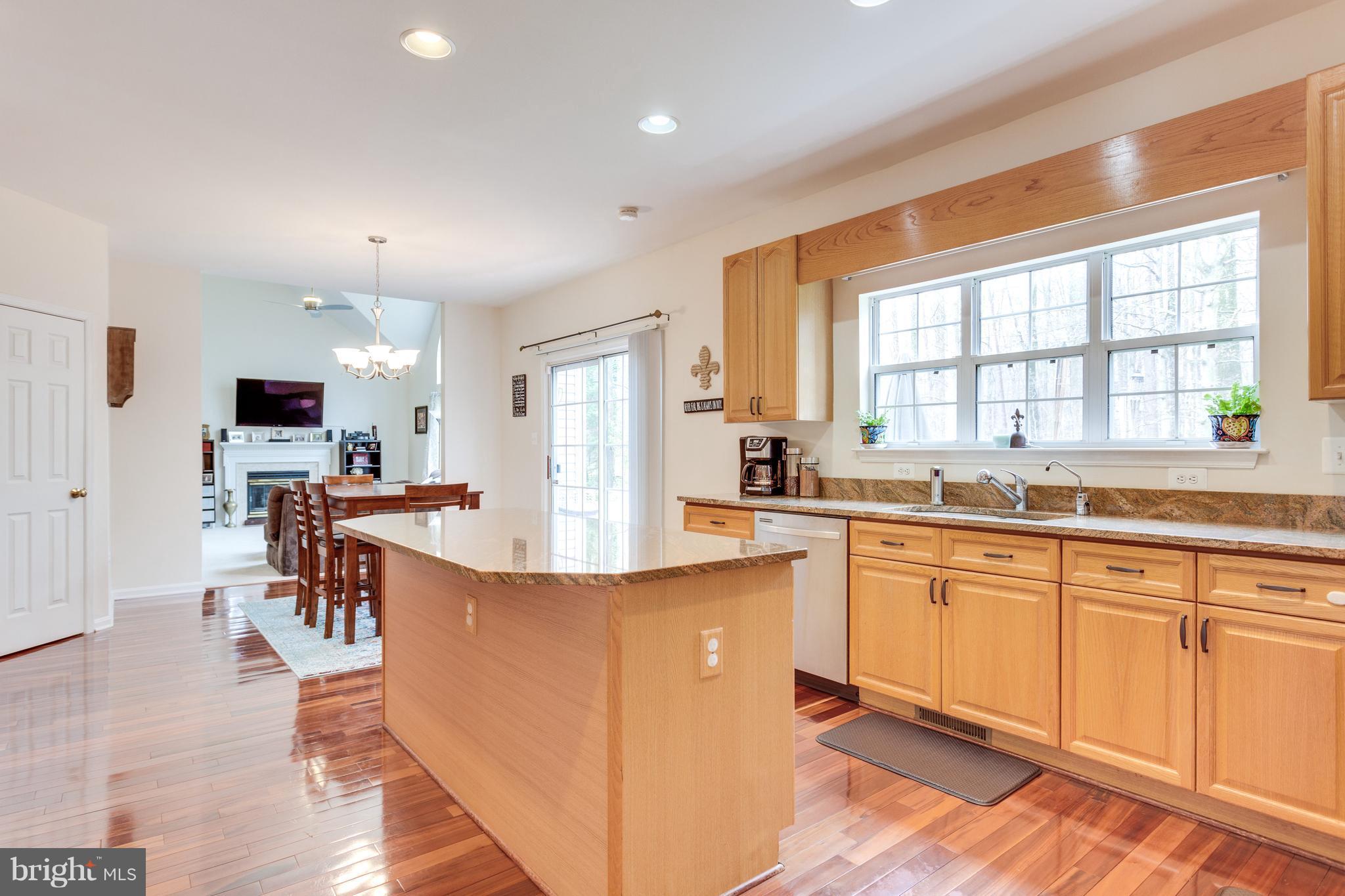 6801 Newington Road Lorton, VA 22079 - Photo 7 of 30 Kitchen