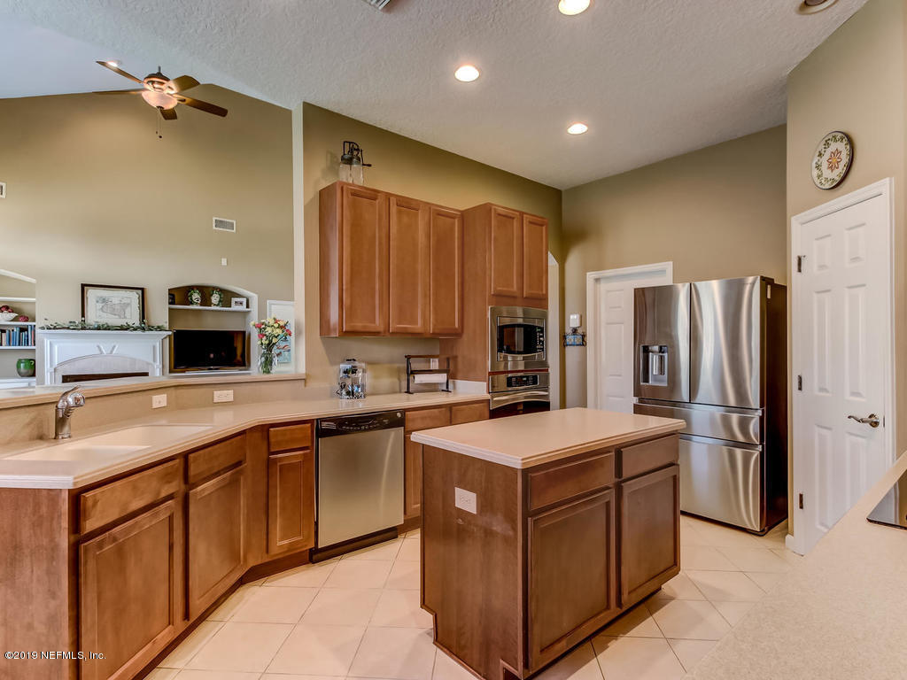 2470 Crosswicks Road Fleming Island, FL 32003 - Photo 61 of 99 Kitchen