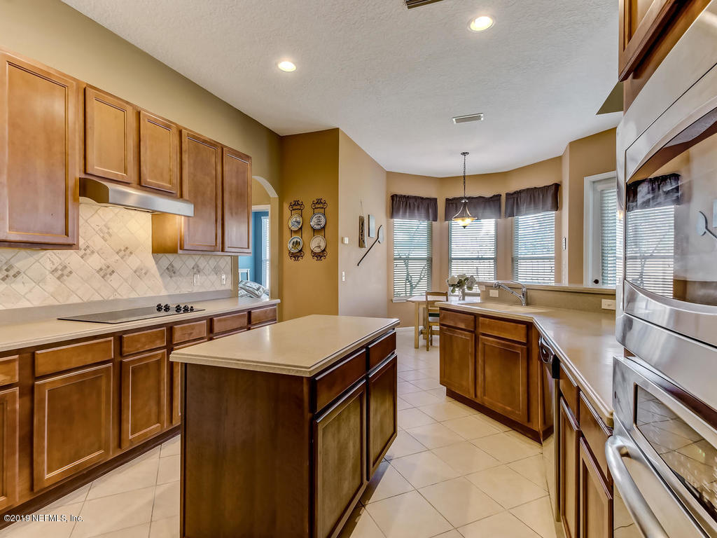 2470 Crosswicks Road Fleming Island, FL 32003 - Photo 62 of 99 Kitchen