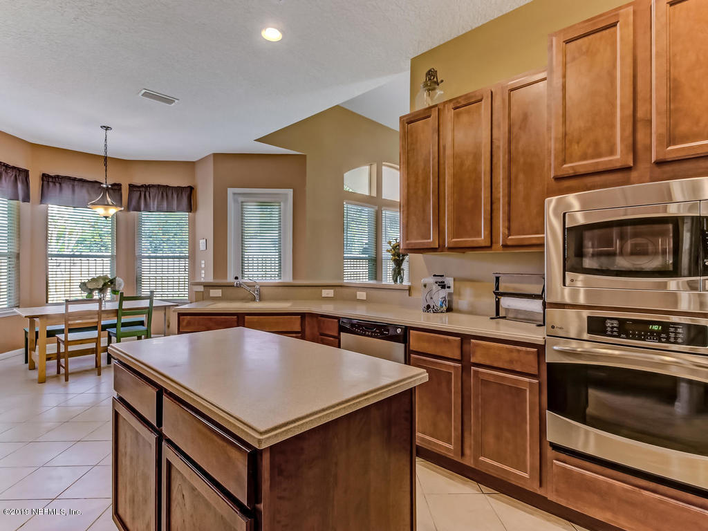 2470 Crosswicks Road Fleming Island, FL 32003 - Photo 9 of 99 Kitchen