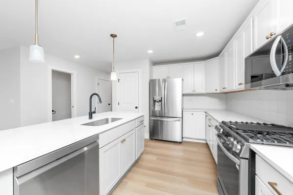 $396,000 | 222 Elkenburg Street, Unit 7, South Haven, MI 49090